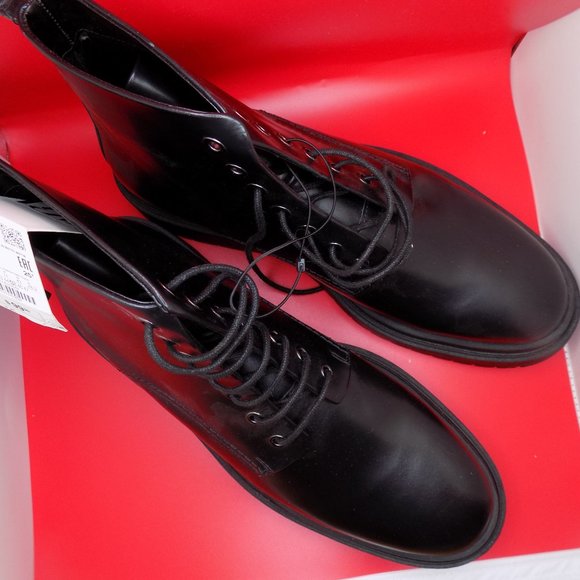 ZARA man  leather black laced up ankle booths